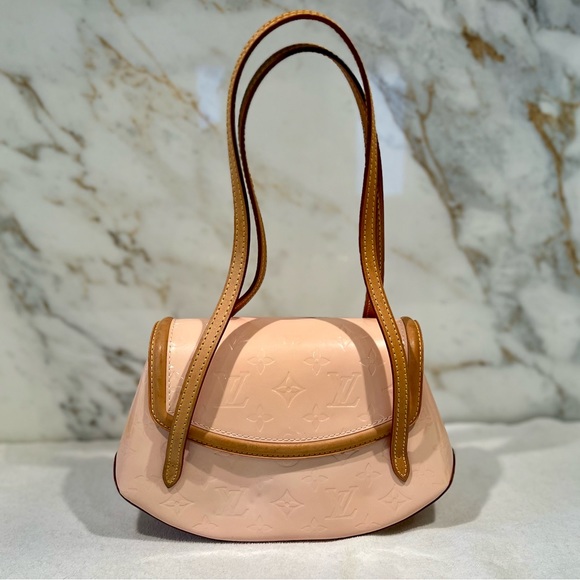Louis Vuitton Louis Vuitton Pink Vernis Leather Biscayne Bay PM - Picture 8 of 11